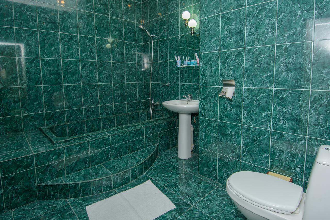 Silk Road Hotel ティビリシ エクステリア 写真