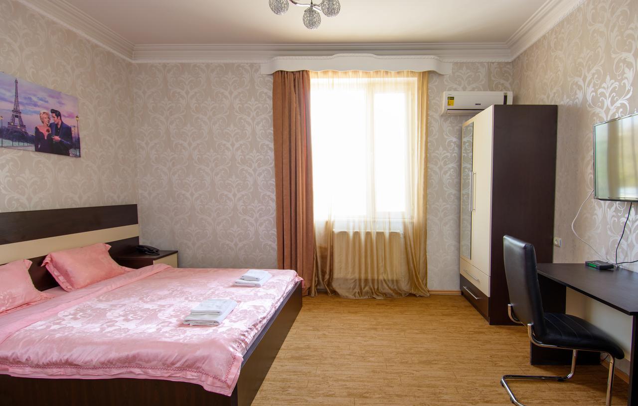 Silk Road Hotel ティビリシ エクステリア 写真